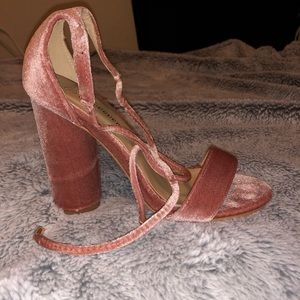 Suede pink, 3in heels. Brand Forever -size 6